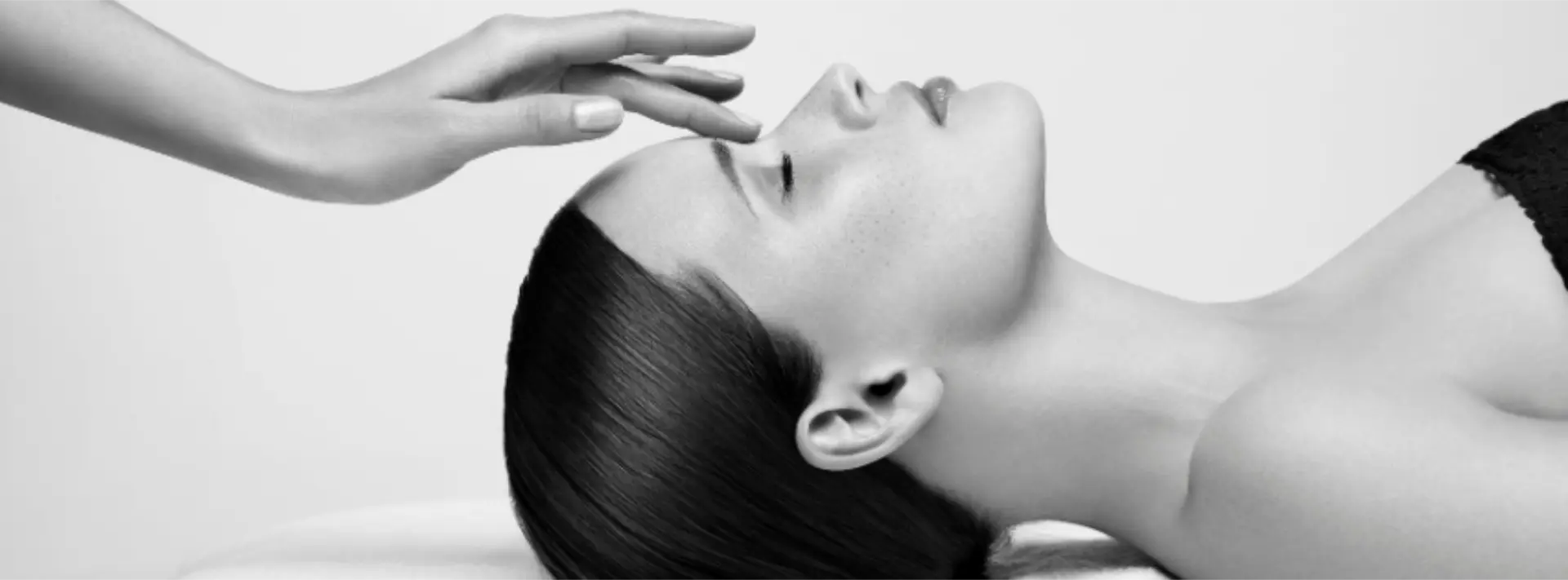 Relaxing facial treatment at our Rockhampton beauty salon